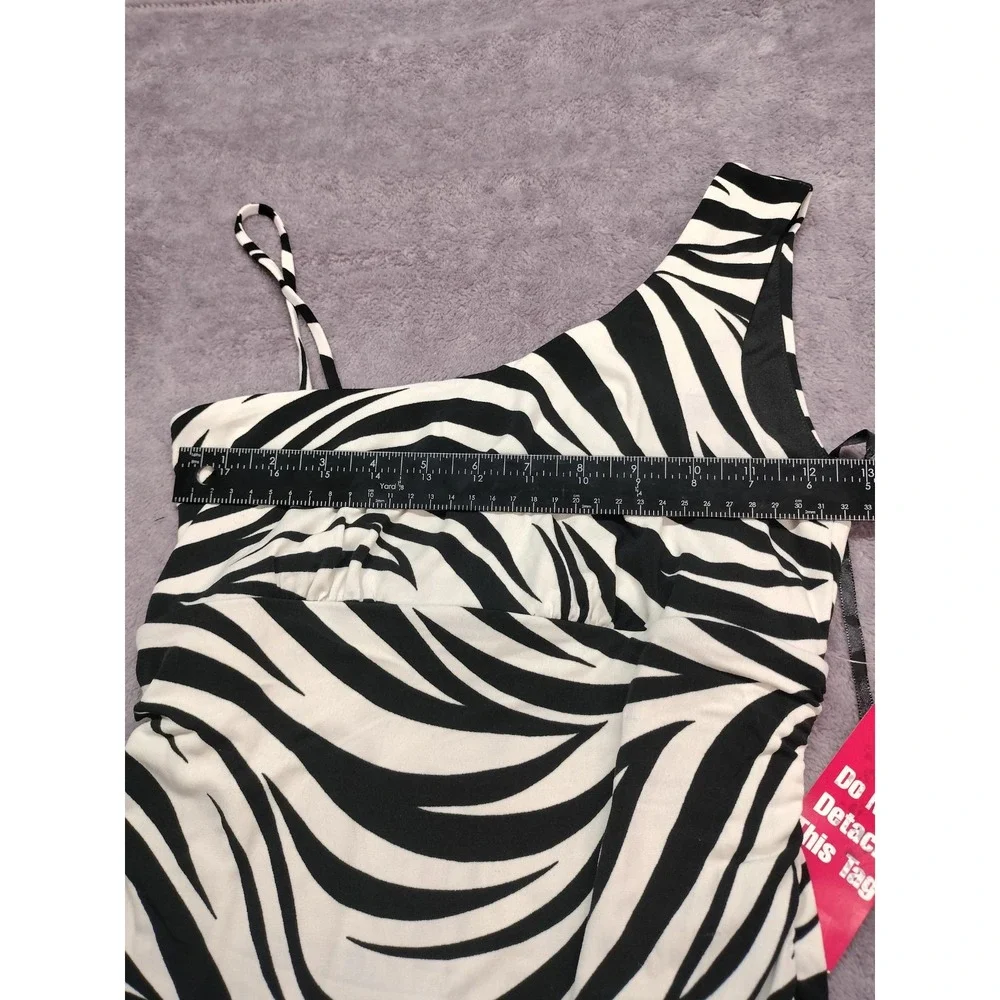 Zebra dress Med bodycon ruched sides party dance clubwear sassy fun cruise